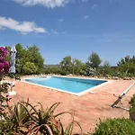 Delightful, Authentic Quinta With Pool Loulé