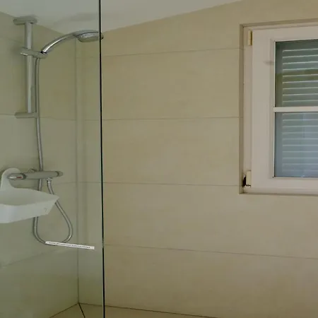 Delightful, Authentic Quinta With Pool Semesterbostad