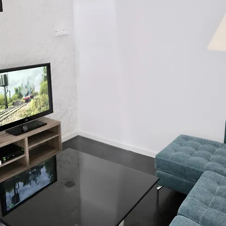 Delightful, Authentic Quinta With Pool 度假居 楼尔