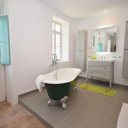 Delightful, Authentic Quinta With Pool * 楼尔