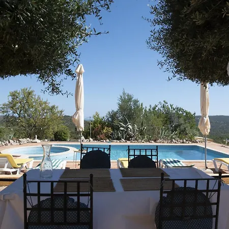 度假居 Delightful, Authentic Quinta With Pool *