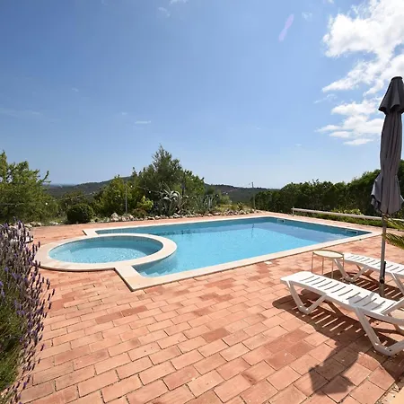 Semesterbostad Delightful, Authentic Quinta With Pool Loulé