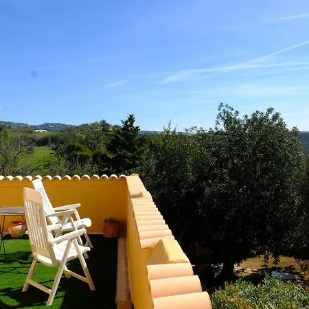 Delightful, Authentic Quinta With Pool Semesterbostad