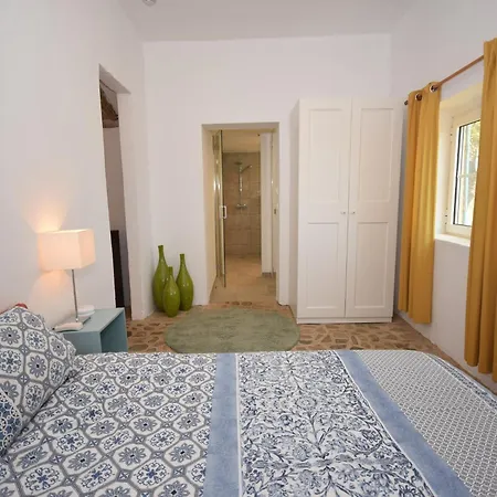 Сasa de vacaciones Delightful, Authentic Quinta With Pool *