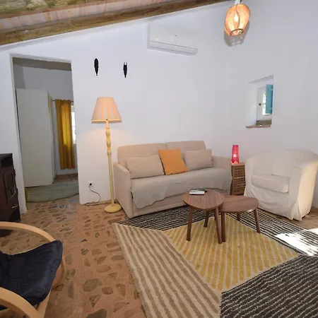 Сasa de vacaciones Delightful, Authentic Quinta With Pool