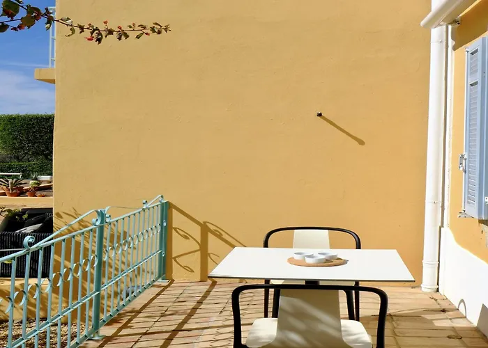 Delightful, Authentic Quinta With Pool * Loulé